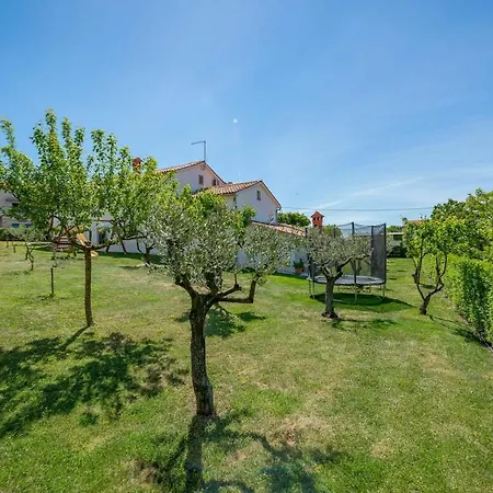 Casa Anna Rapavel